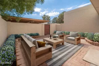 Photo #6: 6927711 Listing 