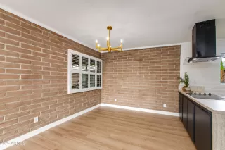 Photo #3: 6927717 Listing 