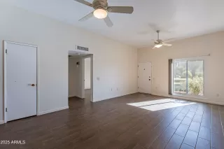 Photo #3: 6927720 Listing 