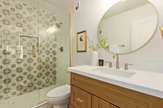 Photo #2: 6927750 Listing 