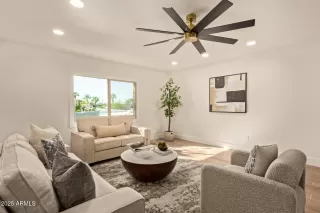 Photo #3: 6927750 Listing 