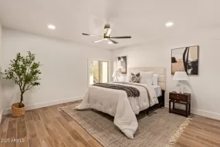 Photo #5: 6927750 Listing 