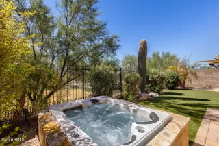 Photo #5: 6927782 Listing 