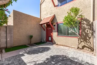 Photo #4: 6927811 Listing 