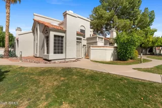 More Details about MLS # 6927823 : 1717 E UNION HILLS DRIVE#1044