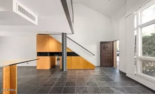 Photo #5: 6927833 Listing