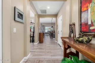 Photo #5: 6927862 Listing 