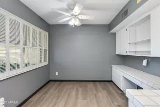 Photo #4: 6927918 Listing