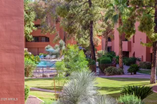 Photo #4: 6927938 Listing 