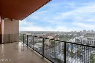 Photo #2: 6928002 Listing 