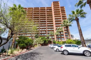 Photo #4: 6928002 Listing 