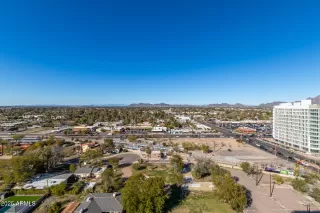 Photo #6: 6928002 Listing 