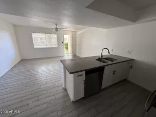 Photo #2: 6928010 Listing