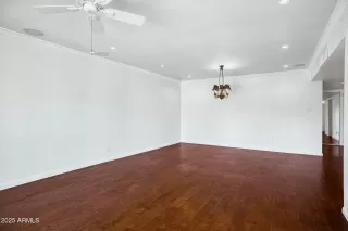 Photo #4: 6928053 Listing 