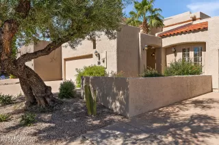 More Details about MLS # 6928054 : 2626 E ARIZONA BILTMORE CIRCLE#20