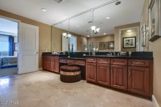 Photo #3: 6928170 Listing 