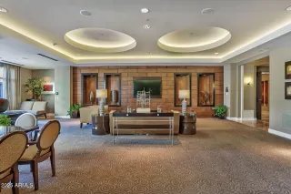 Photo #6: 6928170 Listing 