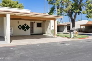 Photo #1: 6928221 Listing