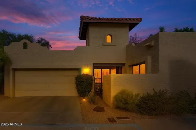 MLS: 6928375 Condo For Sale