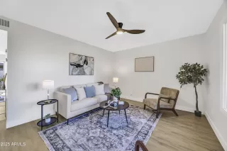 Photo #3: 6928406 Listing 