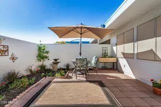 Photo #4: 6928955 Listing