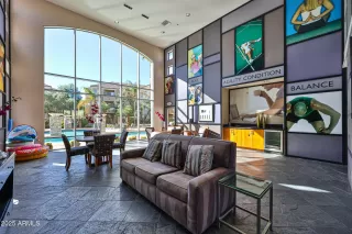 Photo #1: 6928978 Listing