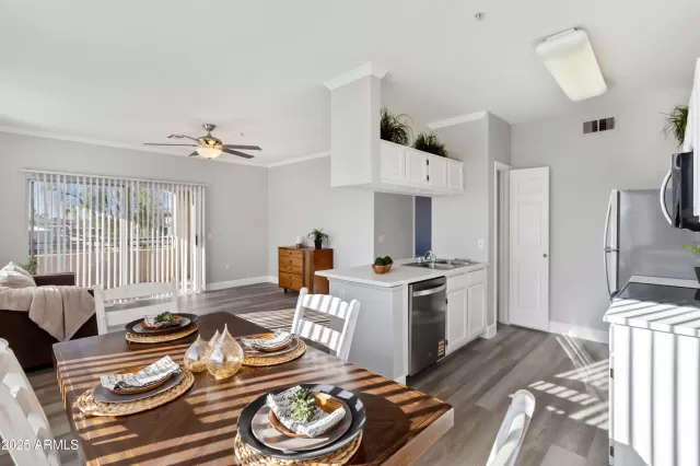 MLS: 6929041 Condo For Sale