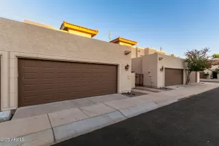 Photo #6: 6929135 Listing 