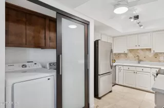 Photo #3: 6929416 Listing 