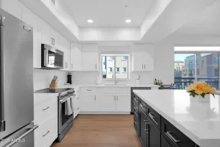 Photo #2: 6929567 Listing 