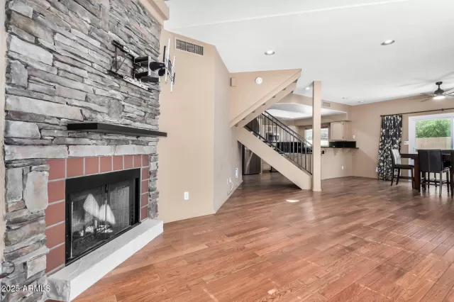 MLS: 6929585 Condo For Sale