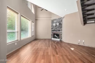 Photo #1: 6929585 Listing 