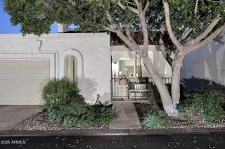 Photo #1: 6929691 Listing