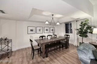 Photo #5: 6929691 Listing