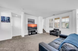 Photo #6: 6929771 Listing 