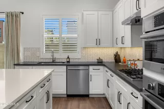 Photo #5: 6929848 Listing 