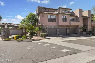 Photo #1: 6930126 Listing 