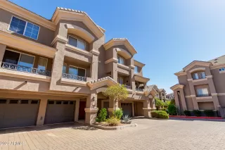 Photo #3: 6930386 Listing