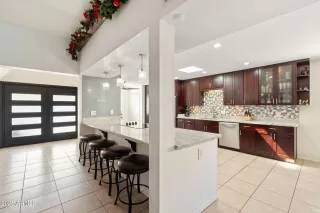 Photo #6: 6930512 Listing 