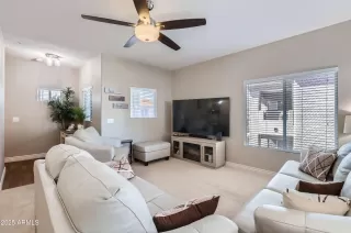 Photo #5: 6930622 Listing 