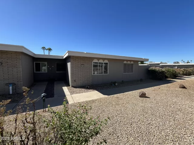 MLS: 6930659 Condo For Sale