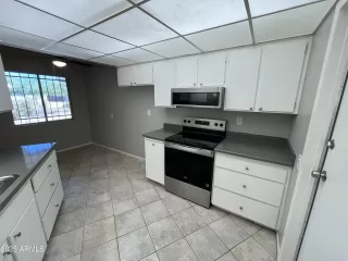 Photo #3: 6930659 Listing 