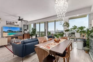 Photo #5: 6930690 Listing 