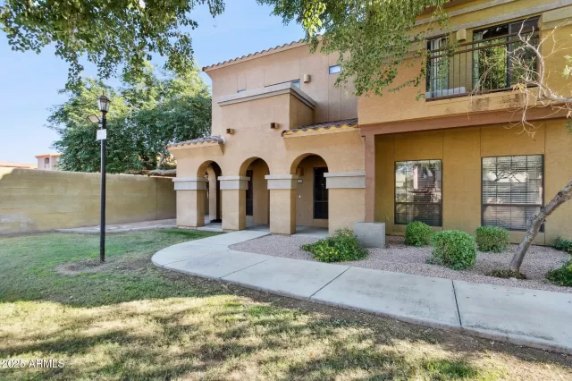 MLS: 6930751 Condo For Sale