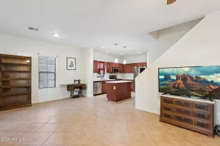Photo #1: 6930751 Listing 