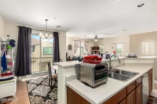 Photo #6: 6930867 Listing 