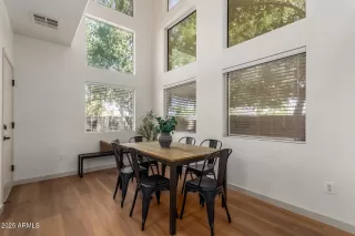 Photo #1: 6930926 Listing 