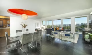 Photo #1: 6931080 Listing 