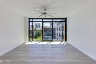 Photo #4: 6931112 Listing 