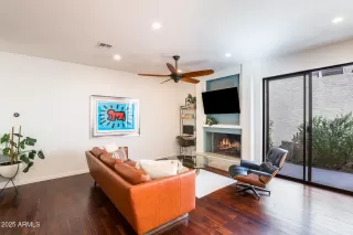 Photo #5: 6931144 Listing 